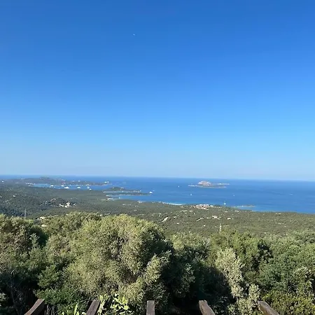 펜션 Smeralda Mirto Cugnana Verde